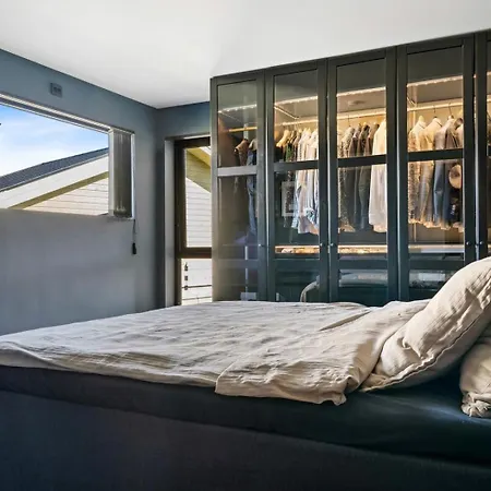 Moderne Hus Midt I Lofoten Hébergement de vacances