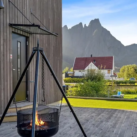 Moderne Hus Midt I Lofoten Hébergement de vacances Ballstad